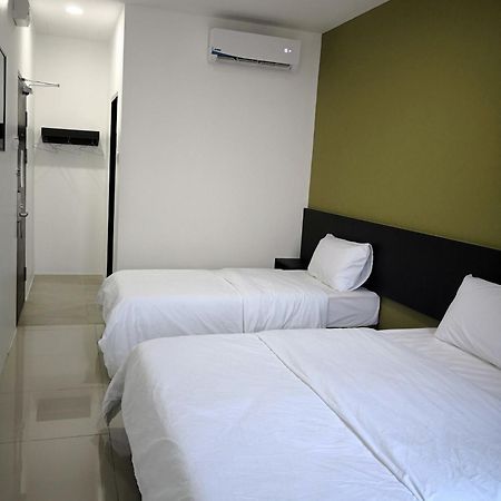 Comfort Inn Sibu Extérieur photo