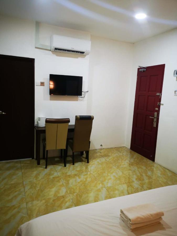 Comfort Inn Sibu Extérieur photo