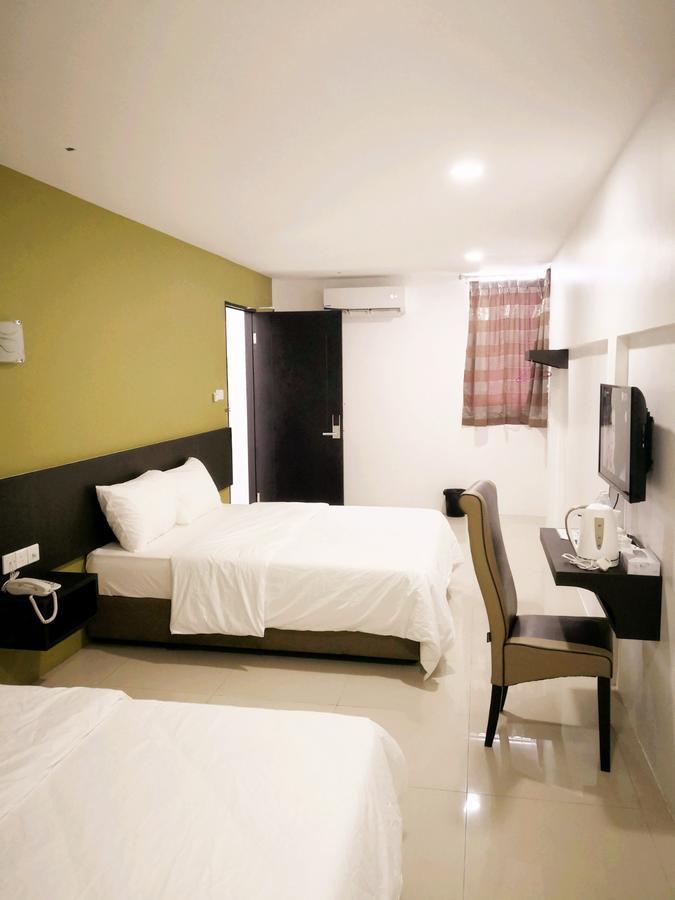 Comfort Inn Sibu Extérieur photo